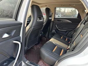 FAW Bestune T77 (Besturn T77)