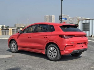 BYD e2
