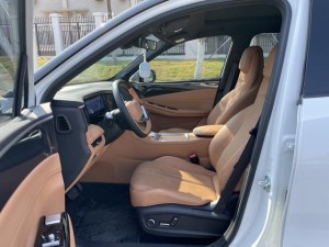 Geely Galaxy L7