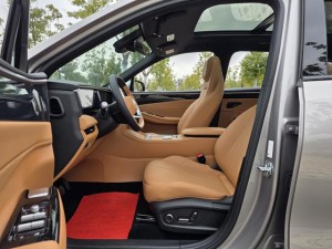 Geely Galaxy L7