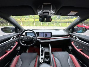 Geely Coolray SX11 (Binyue)