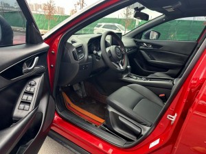 Mazda CX-4