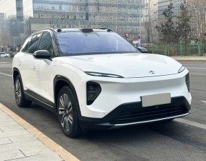 NIO ES7