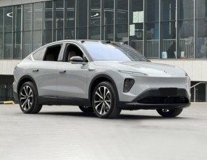 NIO EC7