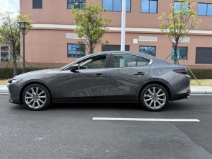 Mazda 3 Angkesela
