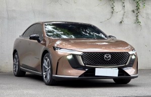 Mazda EZ-6