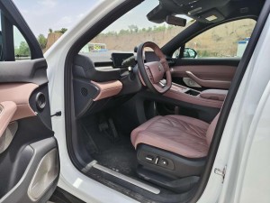 NIO EC6