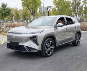 Geely Galaxy L7