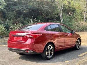 Chery Arrizo 5