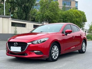 Mazda Axela (3)