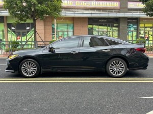 Toyota Avalon (Asian dragon)