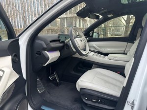 NIO ES7
