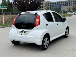 BYD F0