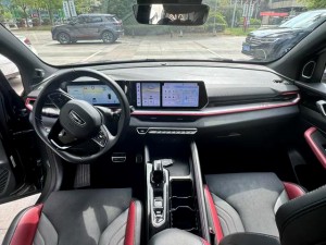 Geely Coolray SX11 (Binyue)