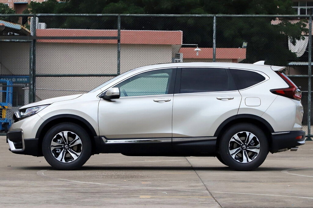 Honda CR-V и Honda Breeze/ Haoying